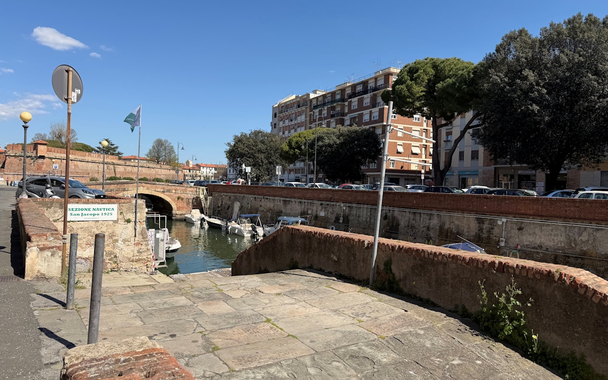 Livorno, Boat-Tour durch Quartiere Venezia (3)